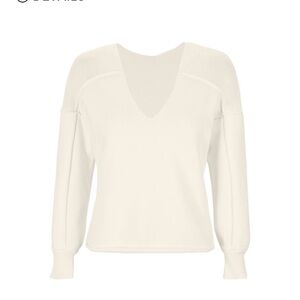 CAbi - Off white Easy Pullover